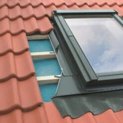 FAKRO Gootstuk EHV-PT Thermo Voor Pannen 134x98