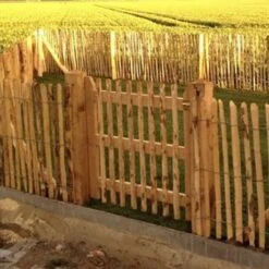 Frans Kastanjepoort Met Eiken Frame 100x120cm + Palen 5 Frans Kastanjepoort Met Eiken Frame 100x120cm + Palen -Bouw Materialens Winkel frans kastanjepoort met eiken frame 100x120cm palen 2