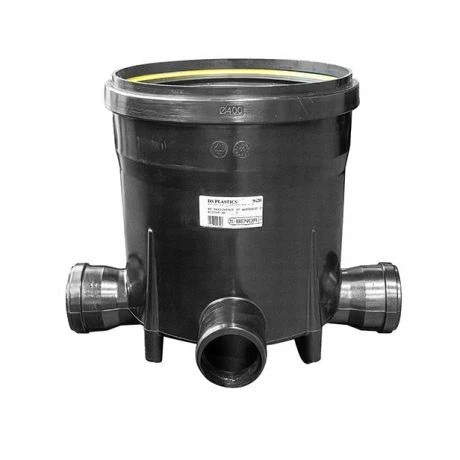 Toezichtsput PE Diam.400 - 4x110 1 Toezichtsput PE Diam.400 - 4x110